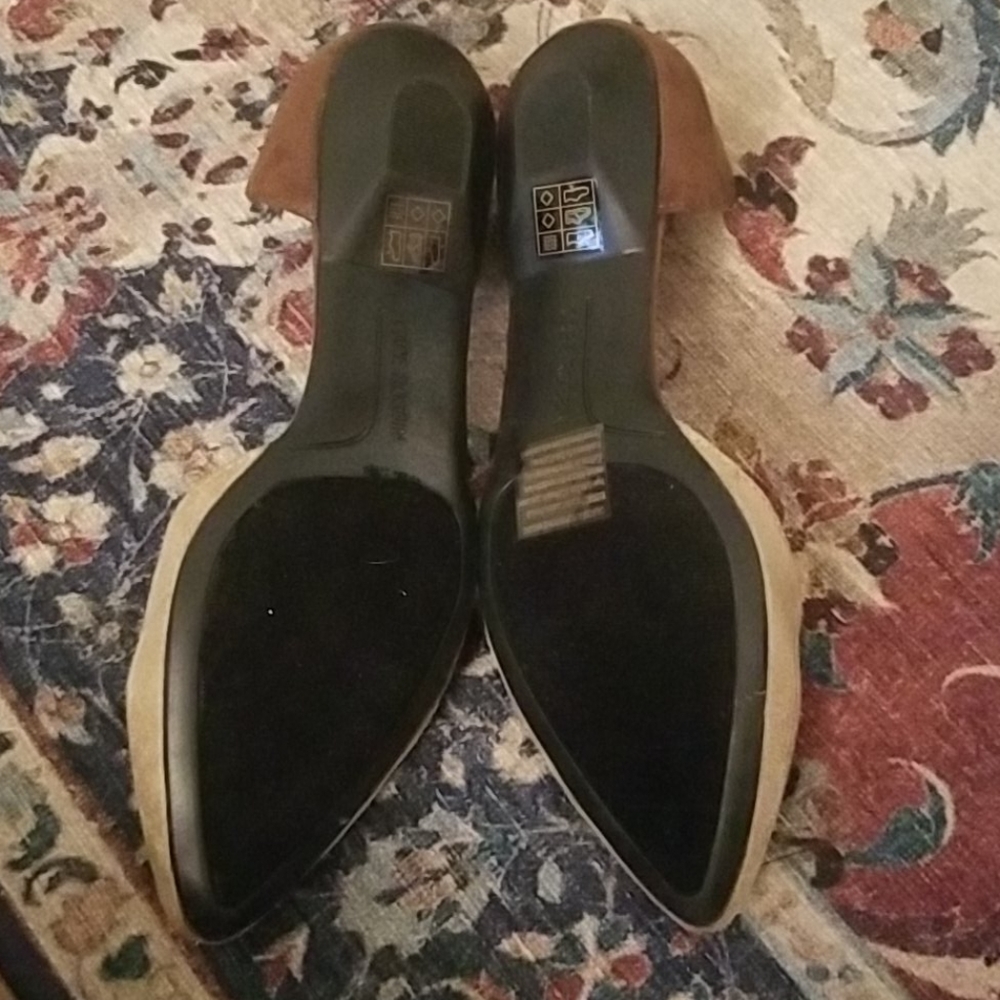 Suede Brown Tan Flats 9 9/12 - Picture 4 of 7